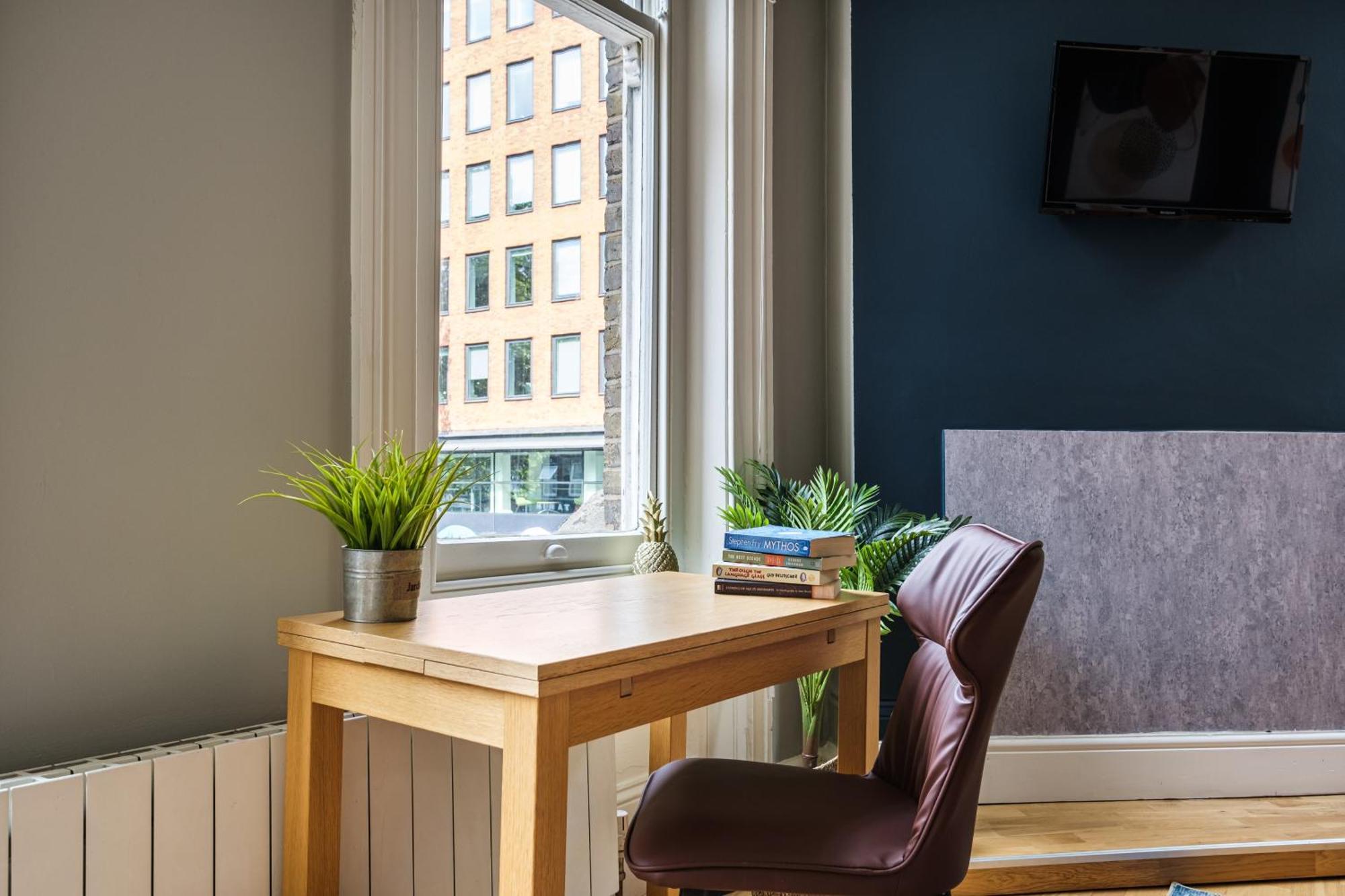 Sunny Corner Apartment In Center Of London Exterior foto